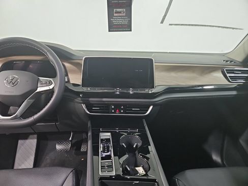 New 2026 Volkswagen Atlas SE AWD/4WD image 17