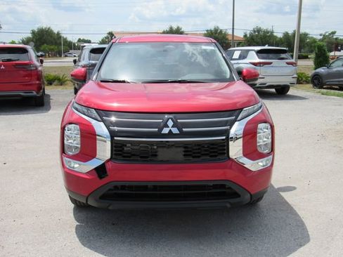 New 2026 Mitsubishi Outlander ES FWD image 7