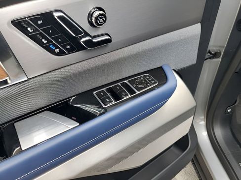 New 2026 Cadillac Vistiq Premium Luxury image 29