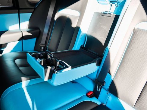 Used 2025 Rolls-Royce Cullinan image 51