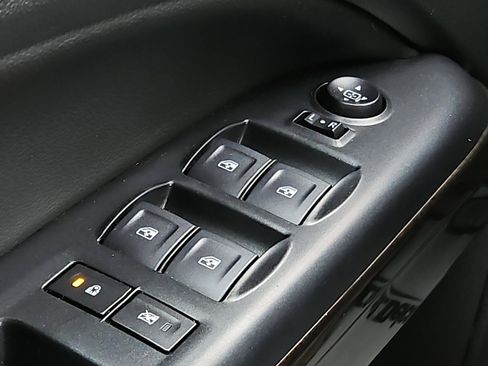 Used 2022 GMC Canyon Elevation w/ Elevation Premium Package image 24