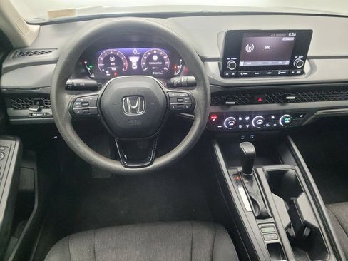 Used 2023 Honda Accord EX image 22