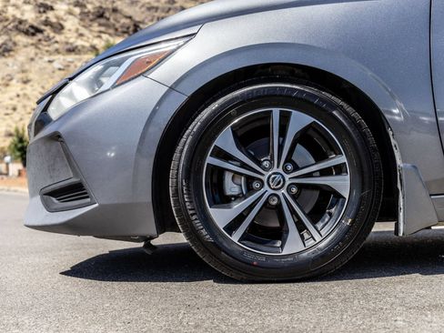 Used 2020 Nissan Sentra SV FWD image 4