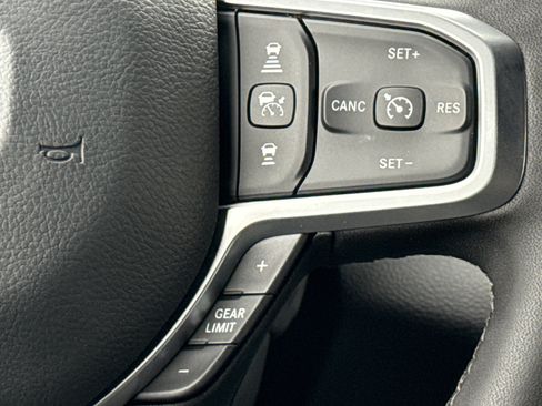 Used 2025 RAM 2500 Big Horn image 22