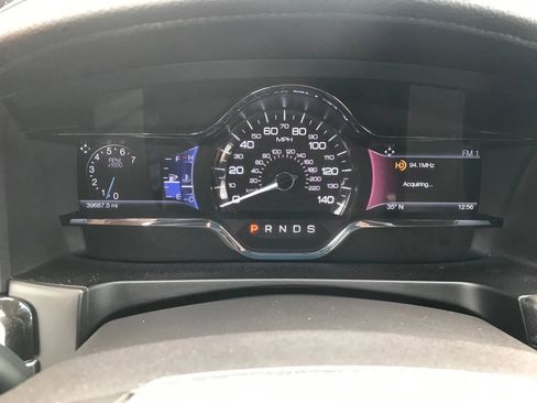 Used 2014 Lincoln MKS Sedan 4D w/ Equipment Group 101A image 21