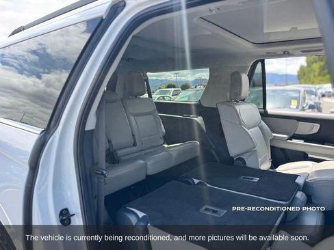 Used 2025 Ford Expedition Max Active AWD/4WD image 13