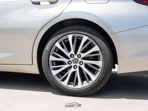 Used 2019 Lexus ES 350 w/ Premium Package FWD image 12
