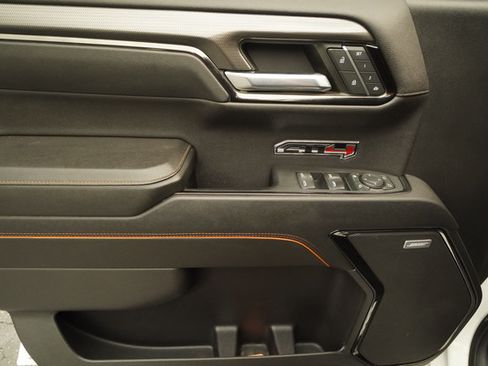 Used 2023 GMC Sierra 1500 AT4 AWD/4WD image 14