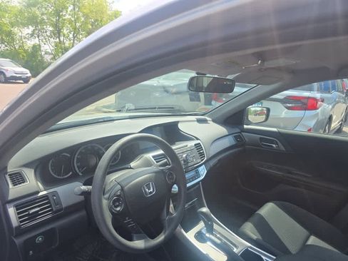 Used 2014 Honda Accord LX image 8