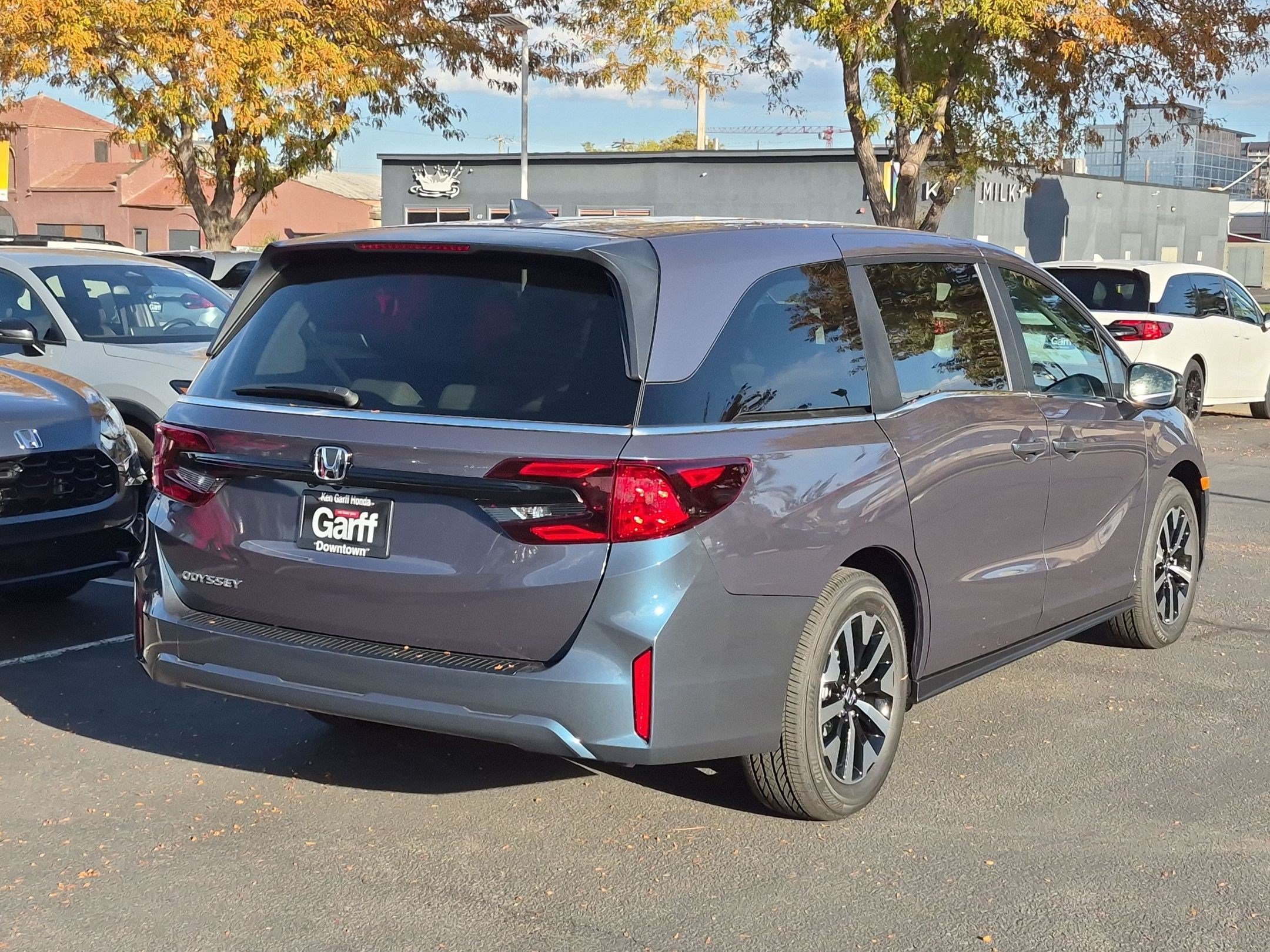 New 2027 Honda Odyssey EX-L image 3