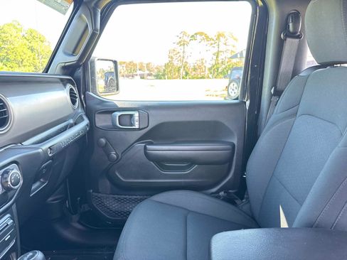 Certified 2021 Jeep Wrangler Sport image 14
