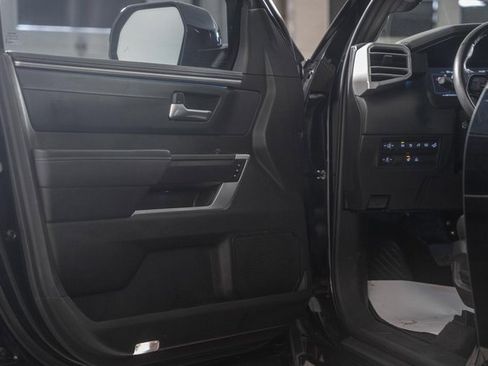 Used 2023 Toyota Tundra Platinum image 45