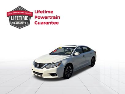 Used 2016 Nissan Altima 2.5 SV w/ Convenience Package