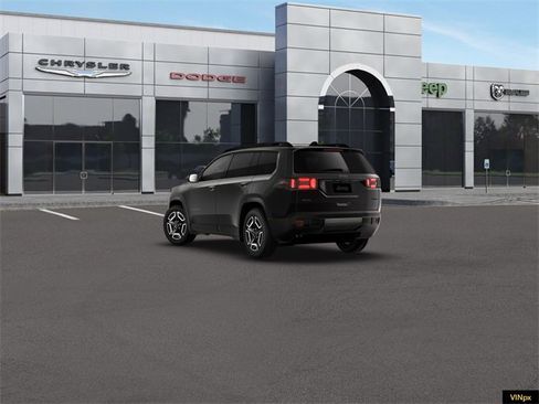 New 2026 Jeep Cherokee Laredo image 5