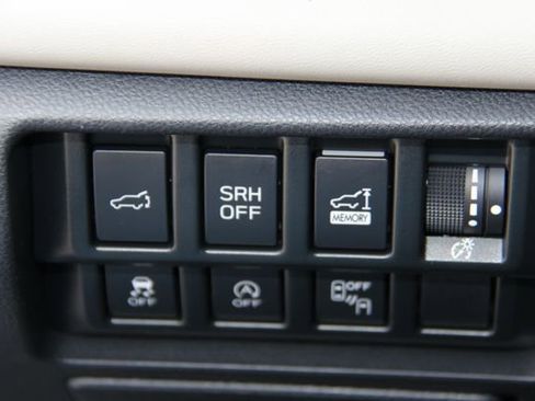 Certified 2022 Subaru Forester Limited image 26