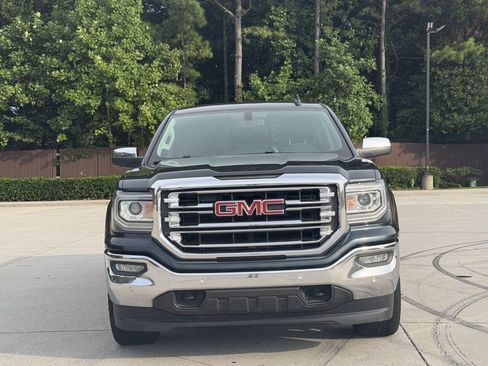Used 2018 GMC Sierra 1500 SLT w/ SLT Premium Package AWD/4WD image 2