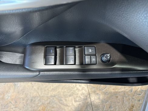 Used 2024 Toyota Camry SE w/ Convenience Package image 13