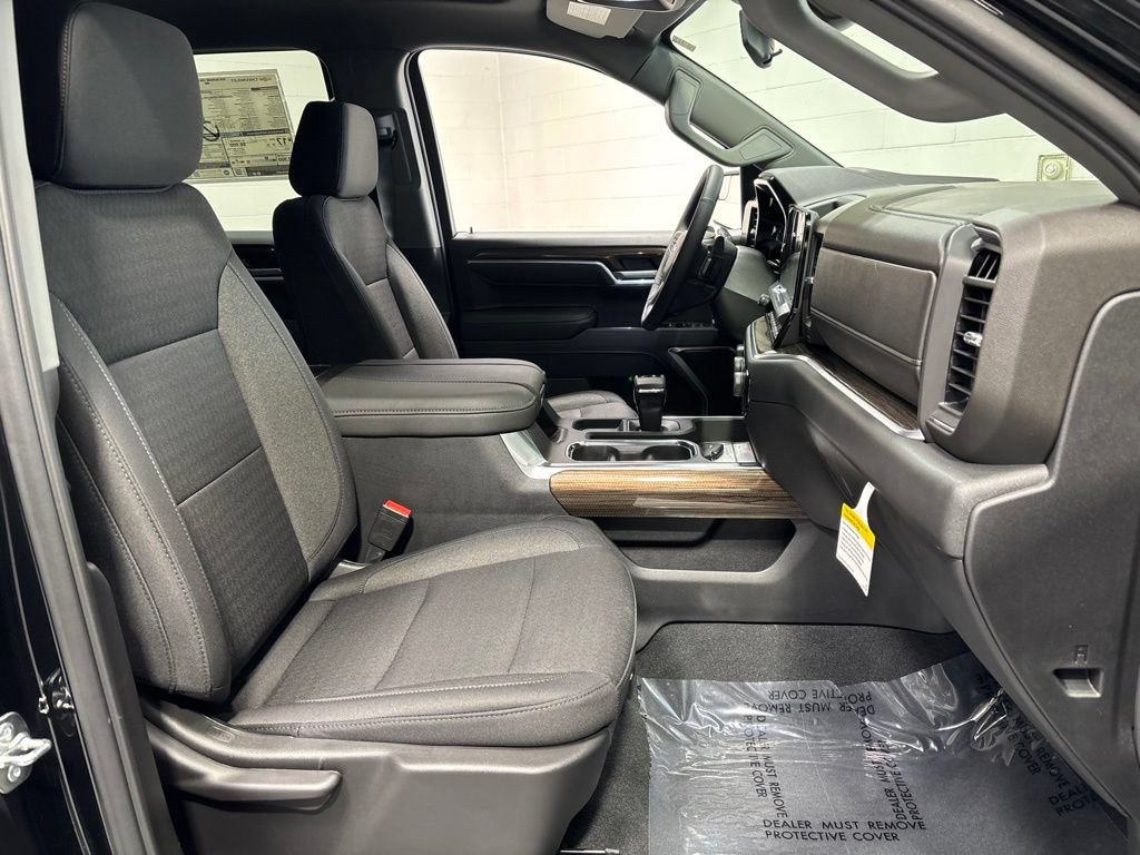 New 2026 Chevrolet Silverado 1500 RST AWD/4WD image 10