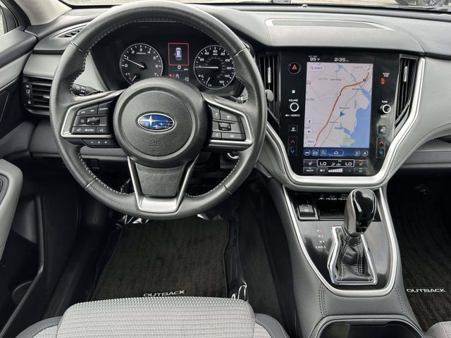Used 2024 Subaru Outback Premium AWD/4WD image 18
