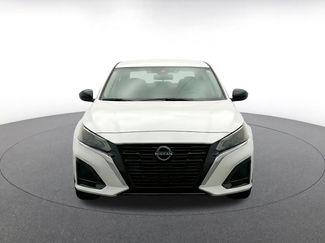 Used 2025 Nissan Altima 2.5 SV FWD video 2