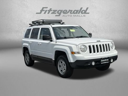 Used 2016 Jeep Patriot Sport w/ Power Value Group AWD/4WD image 1