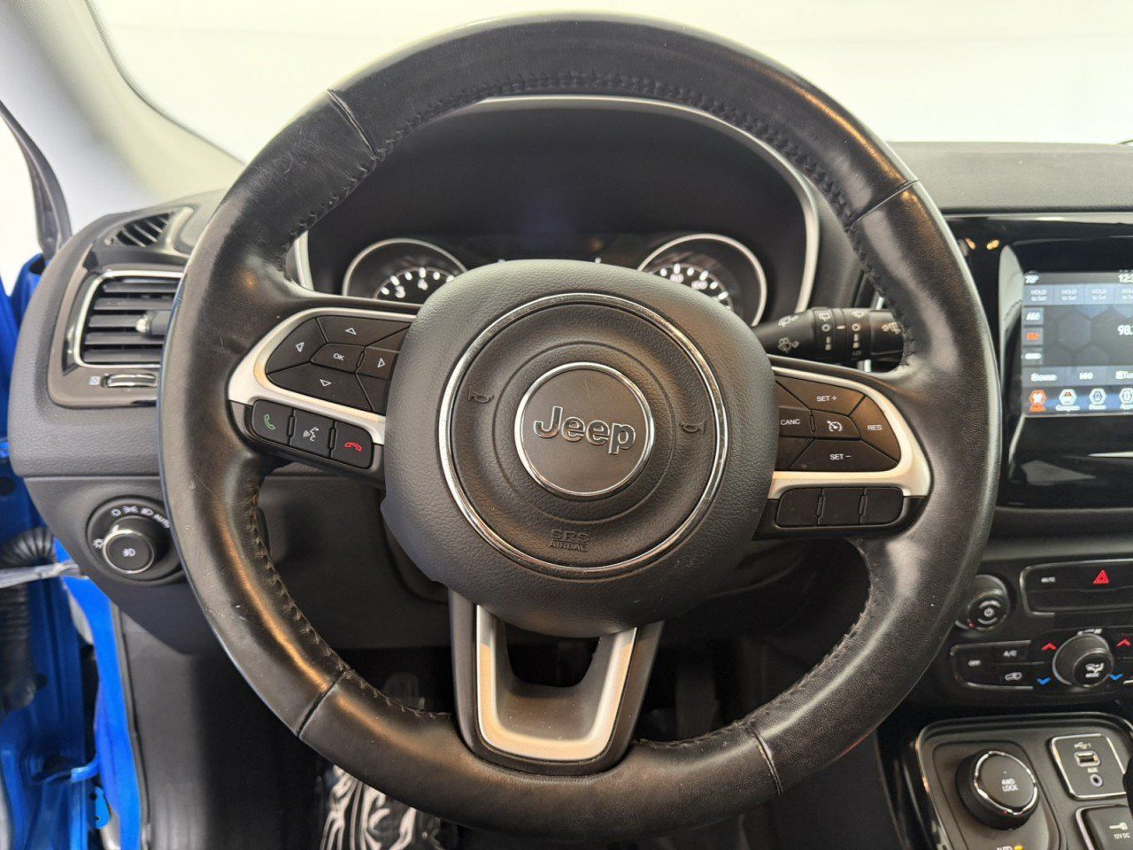Used 2019 Jeep Compass Latitude AWD/4WD image 20