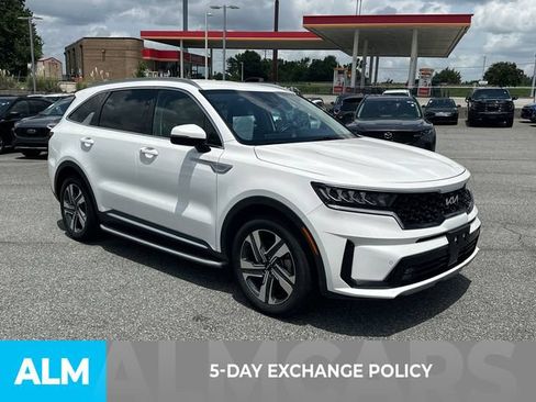 Used 2023 Kia Sorento EX AWD/4WD image 3