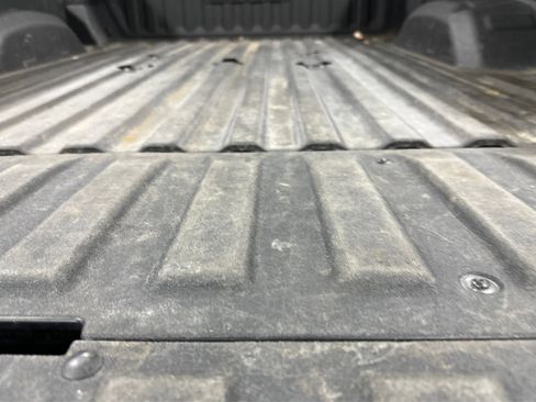 Used 2024 GMC Sierra 2500 SLE w/ SLE Convenience Package image 46