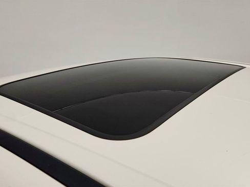 Used 2023 Subaru Legacy Limited image 10