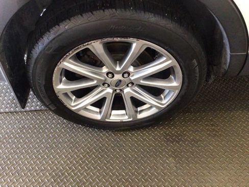 Used 2017 Ford Explorer Limited AWD/4WD image 26