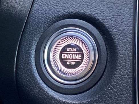 Used 2020 Mercedes-Benz GLC 300 image 20