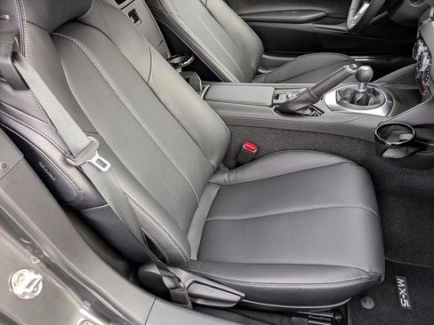 New 2025 MAZDA MX-5 Miata Grand Touring image 30