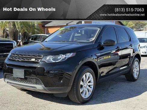 Used 2017 Land Rover Discovery Sport SE image 1