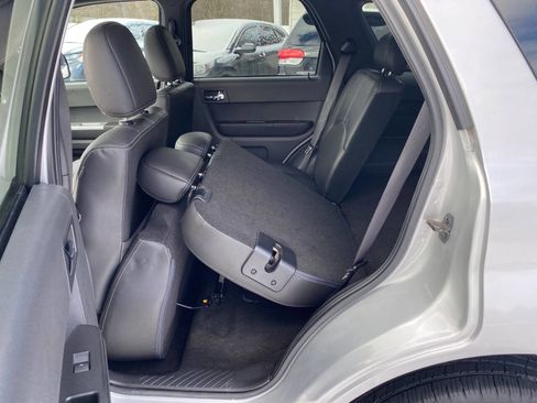 Used 2008 Mercury Mariner 4WD V6 image 17