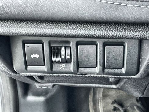 Used 2020 Subaru Legacy Limited image 15