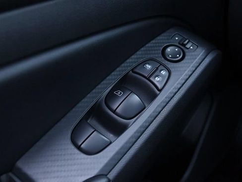 Certified 2025 Nissan Altima 2.5 SV FWD image 20