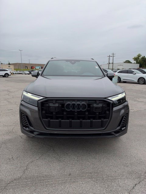 Used 2025 Audi Q7 2.0T Premium Plus w/ Premium Plus Package AWD/4WD image 1