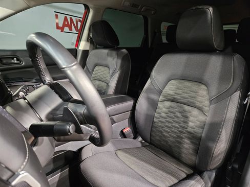 Used 2023 Nissan Pathfinder SV AWD/4WD image 24