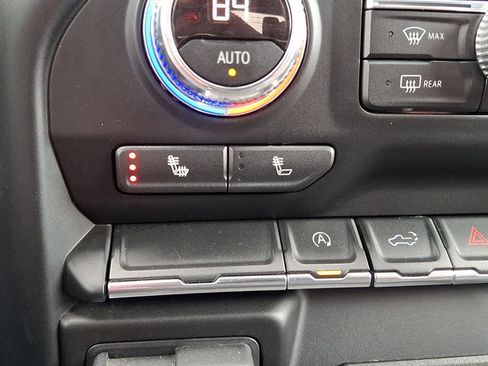 Used 2020 GMC Sierra 1500 Elevation image 27