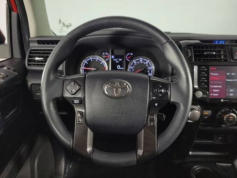Used 2021 Toyota 4Runner TRD Off-Road AWD/4WD image 21
