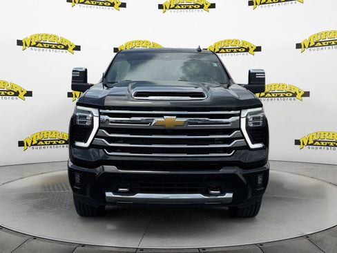 Used 2024 Chevrolet Silverado 2500 High Country w/ Technology Package AWD/4WD image 11
