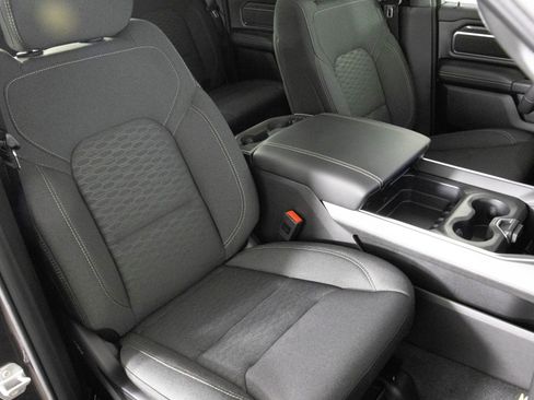 New 2026 RAM 1500 4x4 Crew Cab image 35