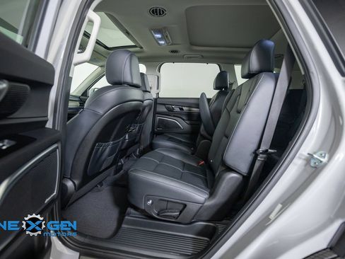 Used 2022 Kia Telluride SX w/ Nightfall Edition Package AWD/4WD image 27