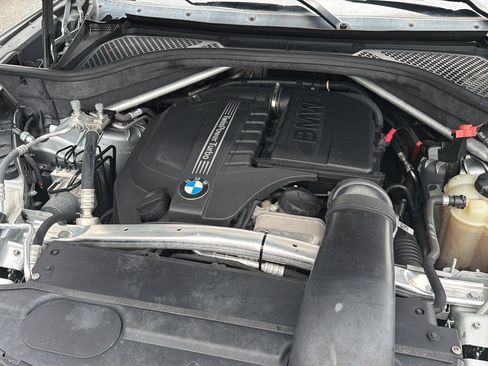 Used 2018 BMW X5 xDrive35i AWD/4WD image 38
