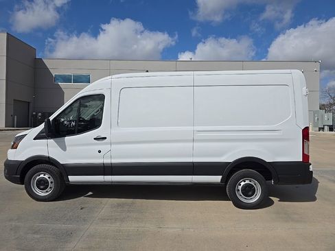 New 2025 Ford Transit 250 148 Medium Roof RWD image 5