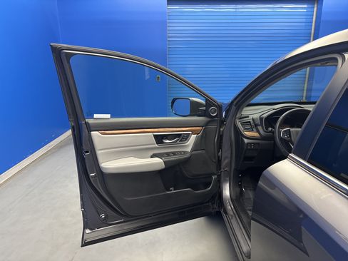 Used 2019 Honda CR-V EX-L image 9