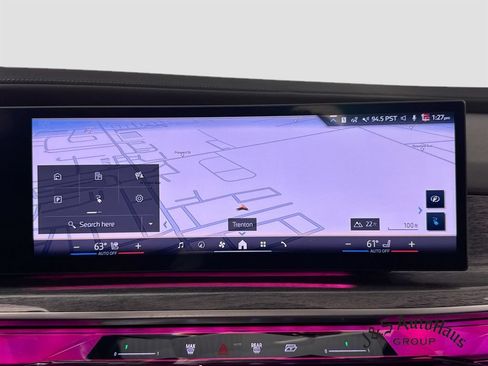 Used 2024 BMW i7 xDrive60 AWD/4WD image 19