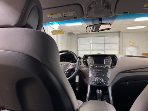 Used 2018 Hyundai Santa Fe Sport image 21