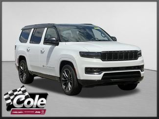 Used 2025 Jeep Grand Wagoneer Series III w/ Rear Seat Video Group 1 AWD/4WD video 1