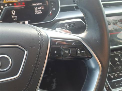 Used 2022 Audi A8 L 3.0T image 16